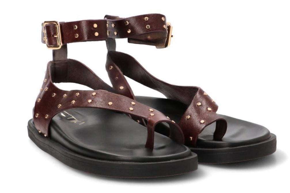 Sandalia Plana de Dedo ETIKA 10154 Chocolate para Mujer Cómoda y Versátil
