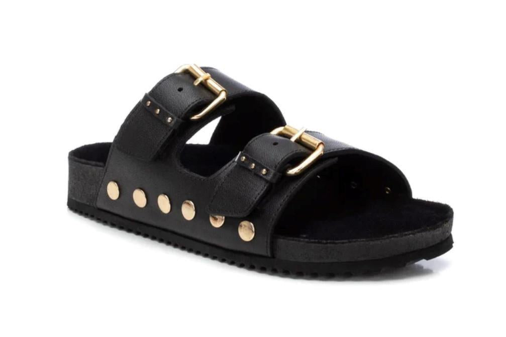 Sandalias planas Bio Carmela 162128 en negro para mujer