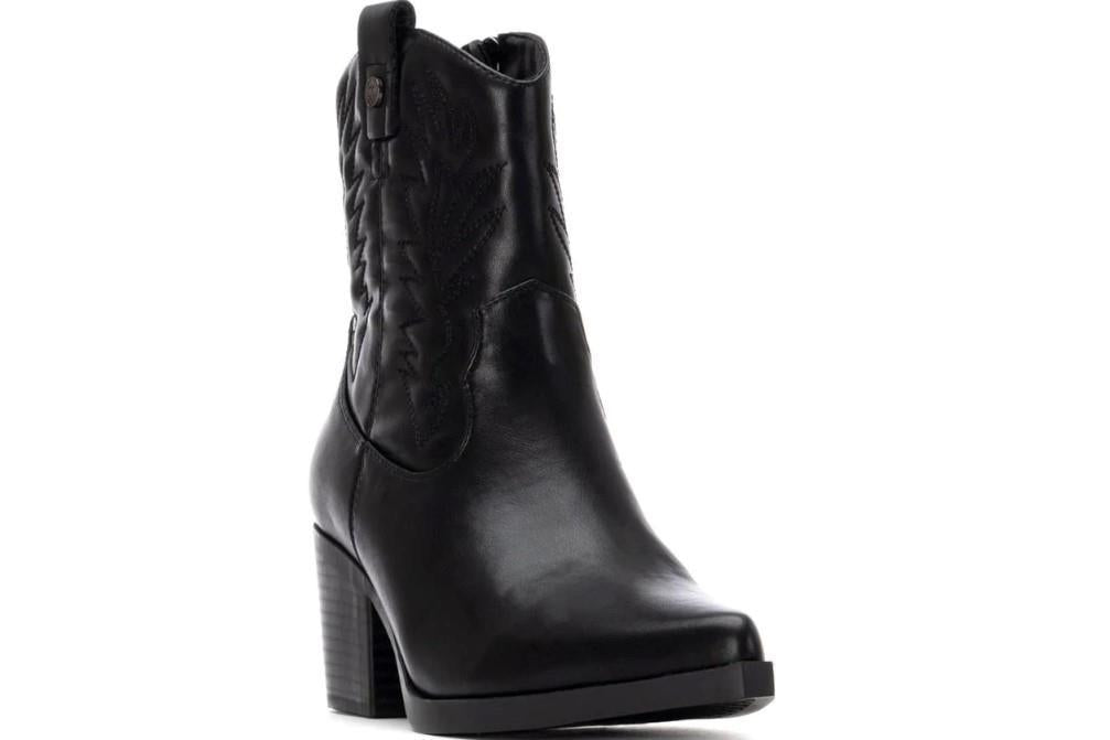 Botines cowboy XTI 144305 en negro