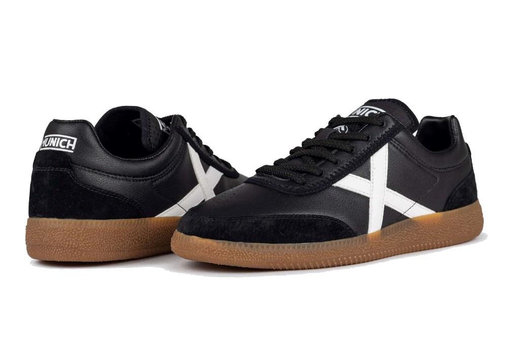Zapatillas deportivas Munich 4078001 RUMBA 01 en negro para hombre