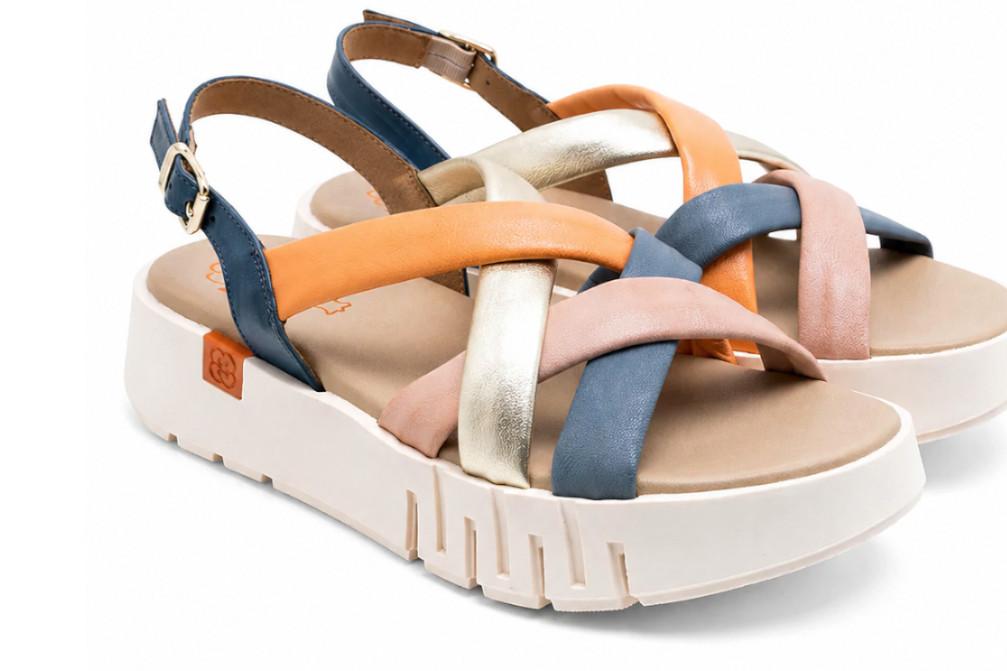 Sandalia de cuña de piel Porronet Daniela 3257 azul multicolor con hebilla