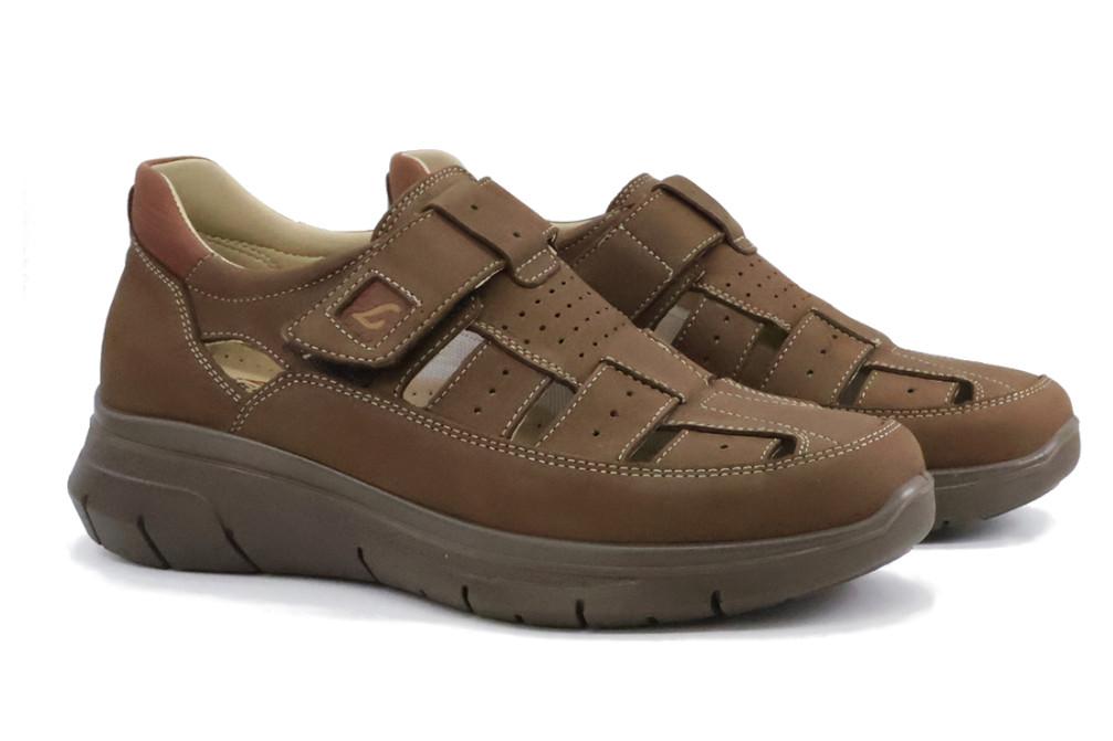 Sandalias cerradas de piel Luisetti 36111 para hombre en color café