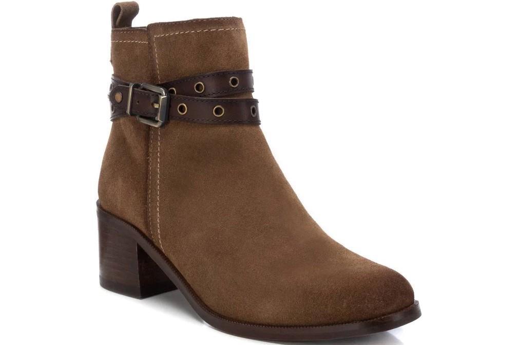 Botines Chelsea Carmela 161734 en taupe para mujer