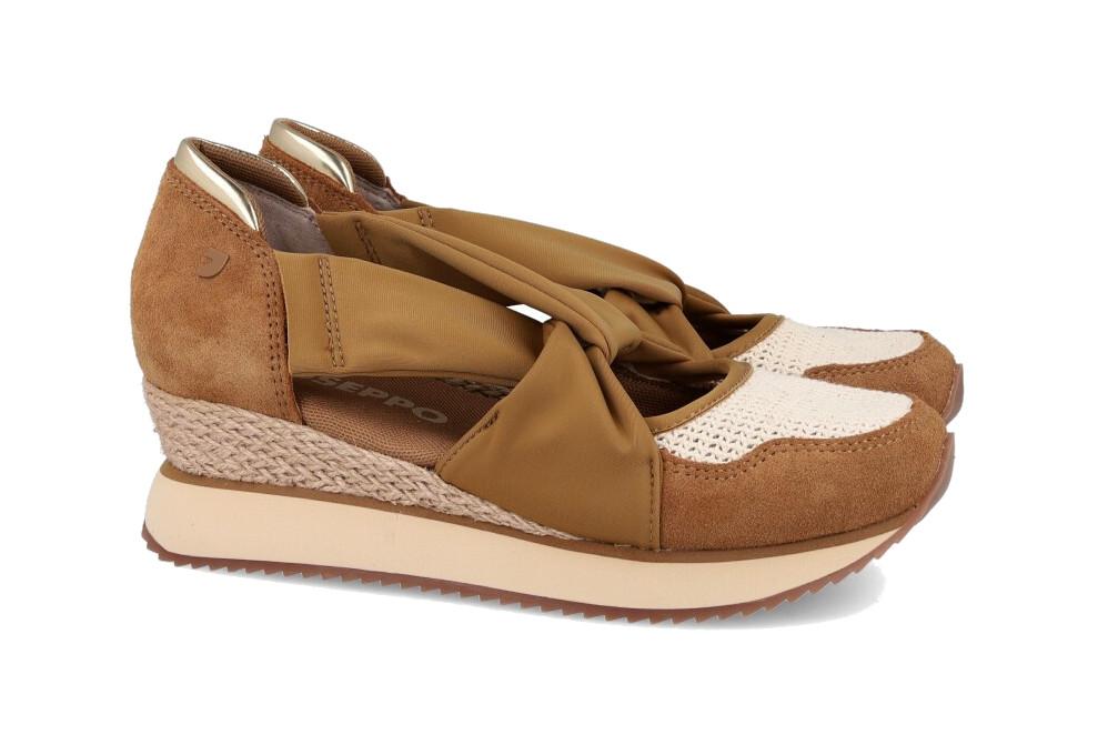 Zapatillas deportivas abiertas Gioseppo VUKA para mujer en camel - Bailarinas