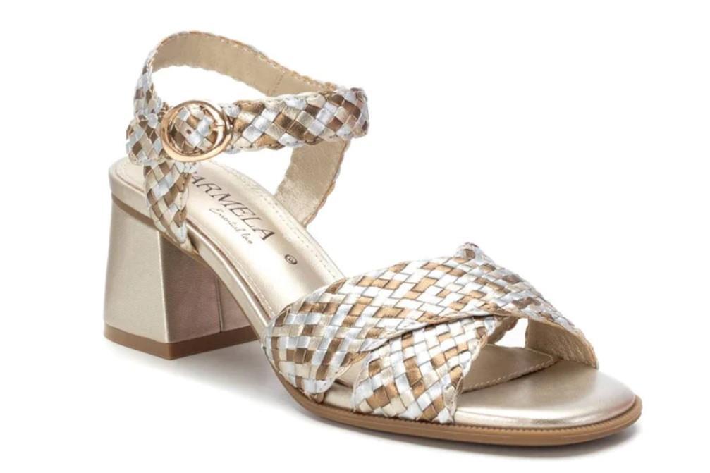 Sandalias Carmela 162192 en oro para mujer