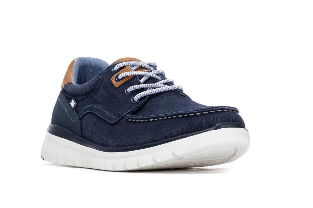 Zapatillas deportivas tipo náutico para hombre XTI 145798 en azul marino
