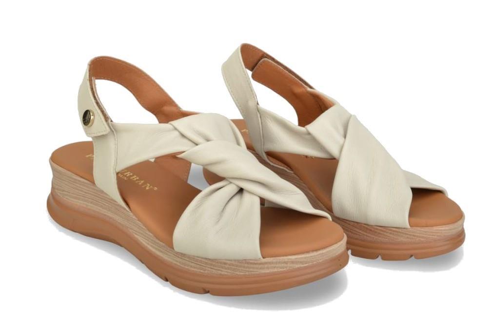 Sandalia con cuña Paula Urban 24-335 en off para mujer