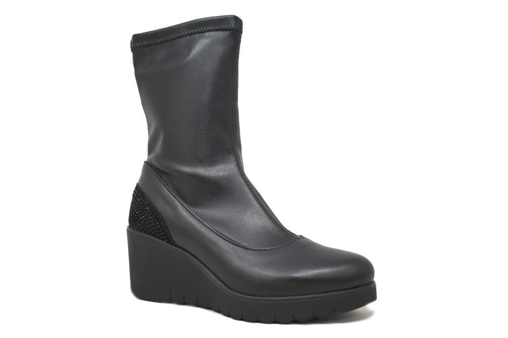Botines con cuña Paula Urban Kara 02 en negro para mujer