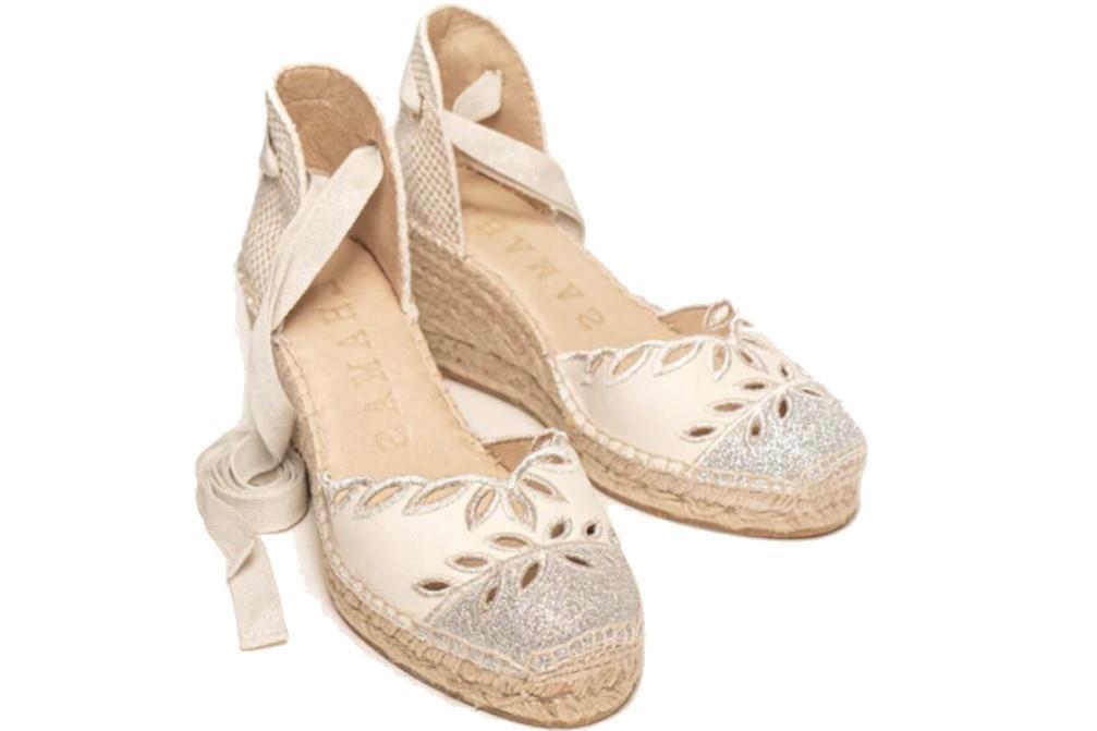 Alpargatas Alhamas Romero hojas A7037 en plata para mujer