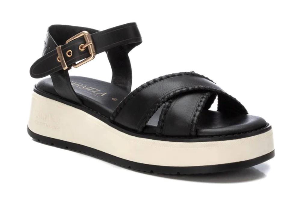 Sandalias cómodas Carmela 162245 en negro para mujer