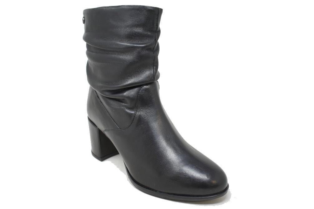 Botines de tacón Top3 SS24861 en negro para mujer
