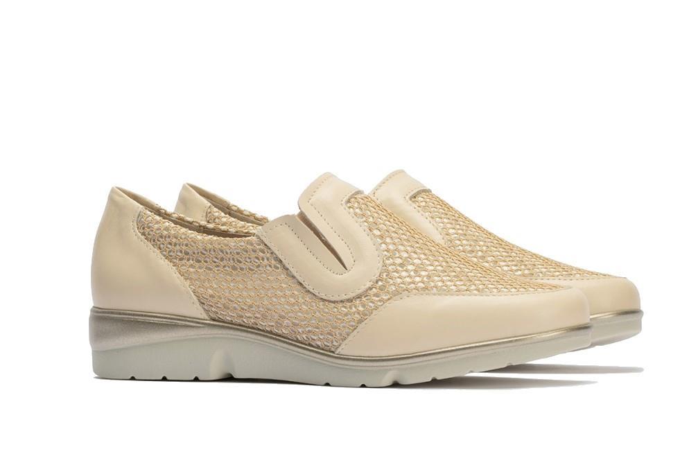 Mocasín Pitillos 5761 en crema para mujer
