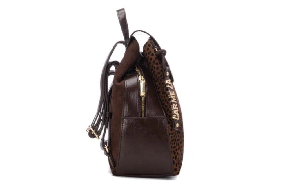 Mochila de mujer Carmela 186251 con detalles de piel animal print