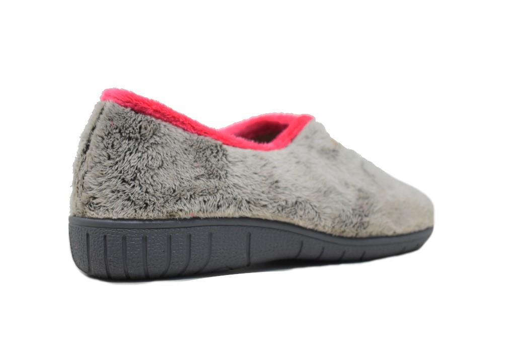 Zapatilla de casa para mujer cerrada Calusa