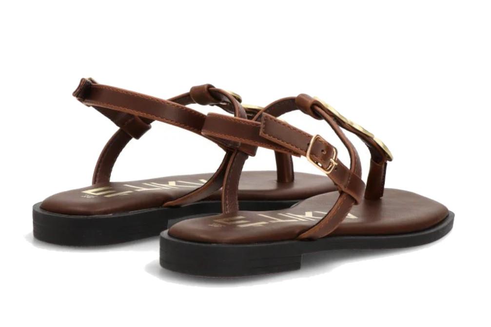 Sandalias Planas de Dedo ETIKA Cefalú 10100 Chocolate para Mujer con Hebilla Ajustable