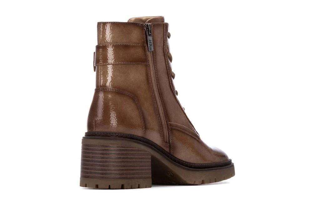 Botines de cordones con tacón XTI 144275 en beige