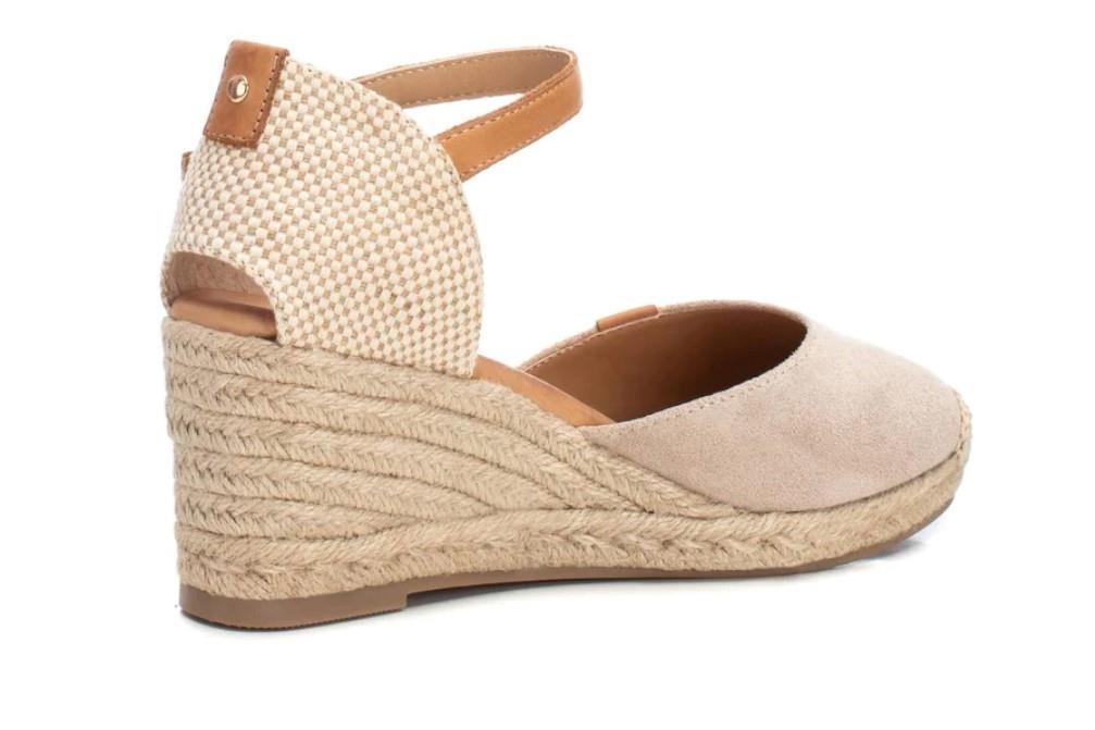 Alpargatas con cuña Carmela 16161804 en hielo para mujer