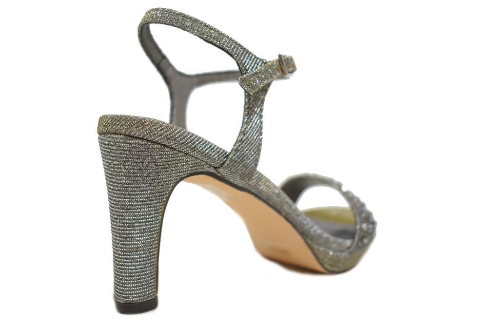 Sandalia de Fiesta Menbur 26136 en gris para mujer