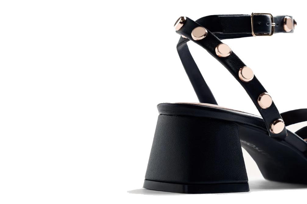 Sandalias de tacón medio de piel Gioseppo Kasulu 79235 negro con tachas – cómodas y elegantes