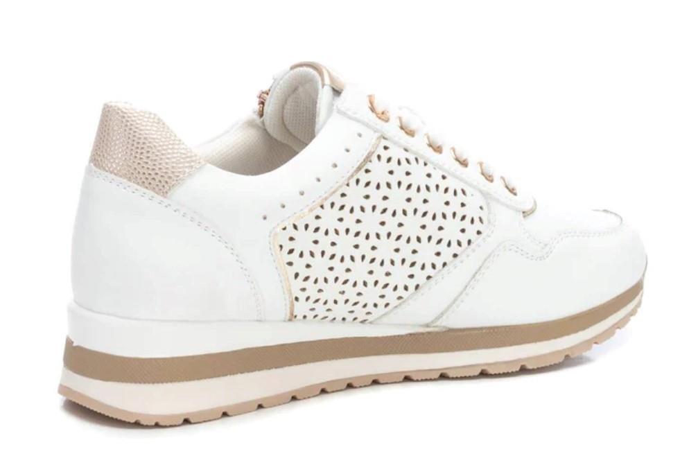 Zapatillas deportivas Xti 142234 en blanco para mujer
