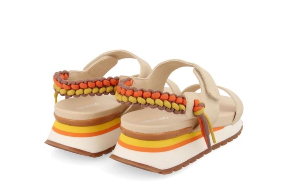 Sandalias Gioseppo AUSTELL 71082 beige para mujer