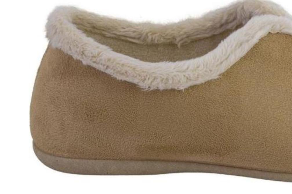 Zapatillas de casa cerradas Cabrera 3002 en tierra
