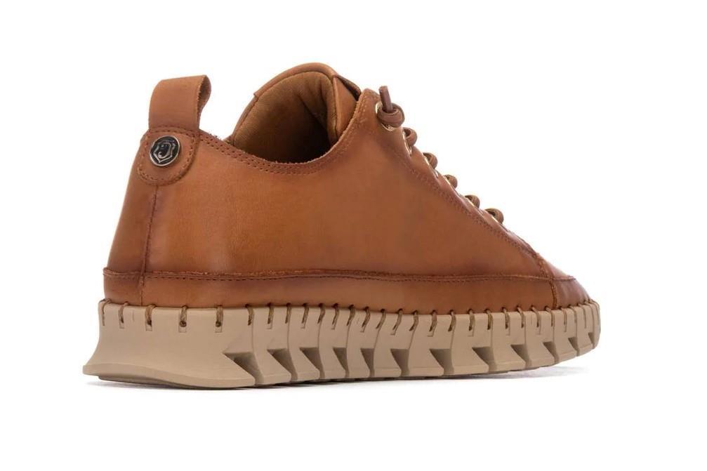 Zapatillas deportivas Carmela 162531 en color camel