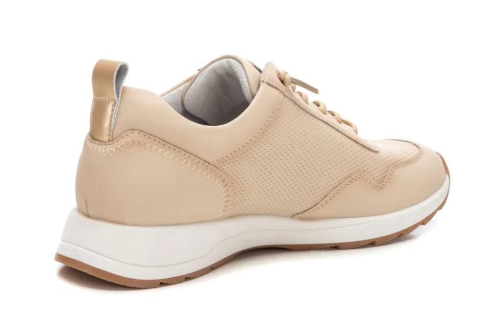 Zapatillas deportivas Carmela 162152 en beige para mujer