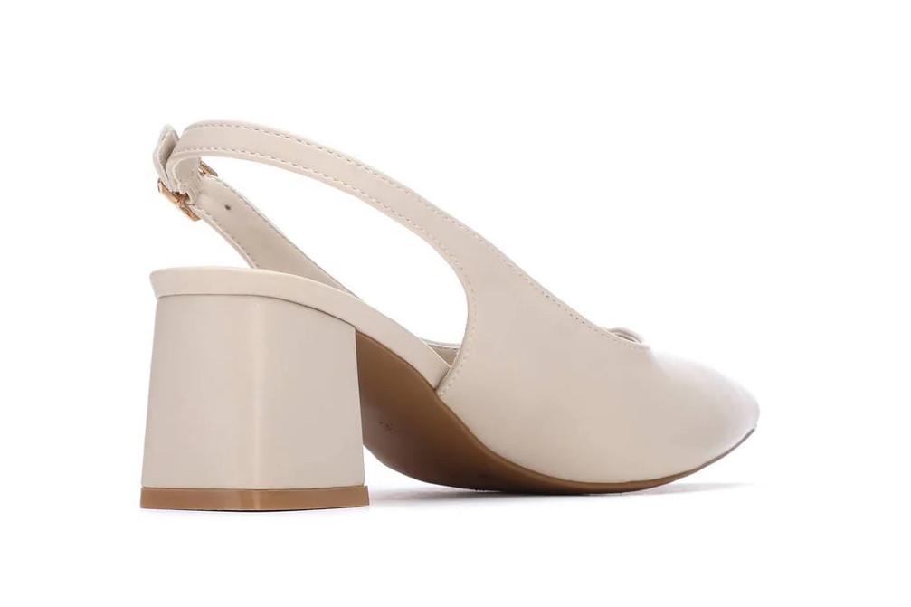 Zapatos de tacón destalonado XTI 145367 en color beige