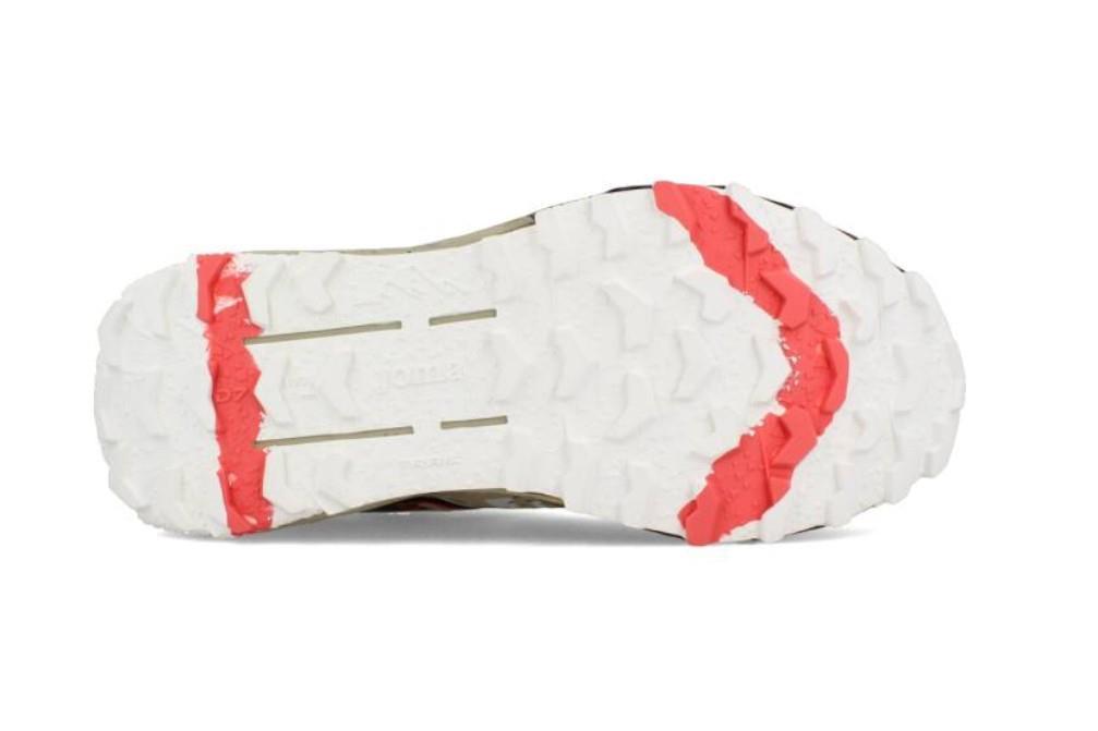Zapatillas Trail JOMA SIMA 2512 TKSIMS2512 en beige para hombre