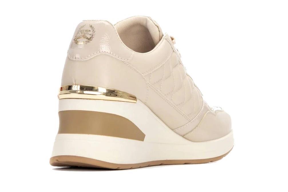 Zapatillas deportivas con cuña XTI 14438001 en beige