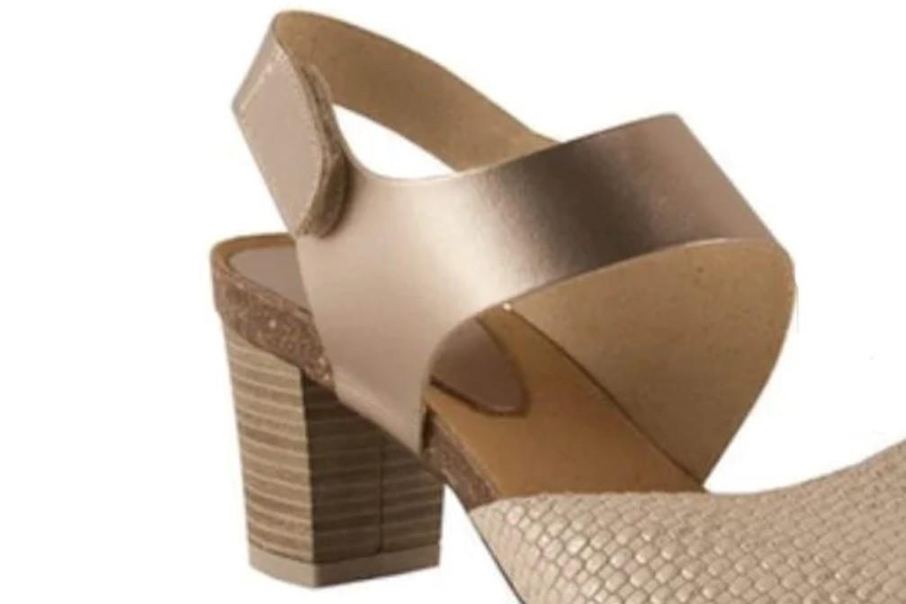 Sandalias con tacón Chamby 2650 en platino para mujer