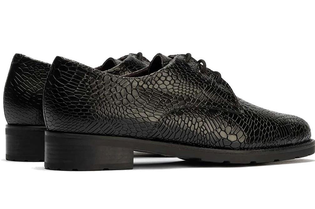Blucher Pitillos 10184 en negro para mujer