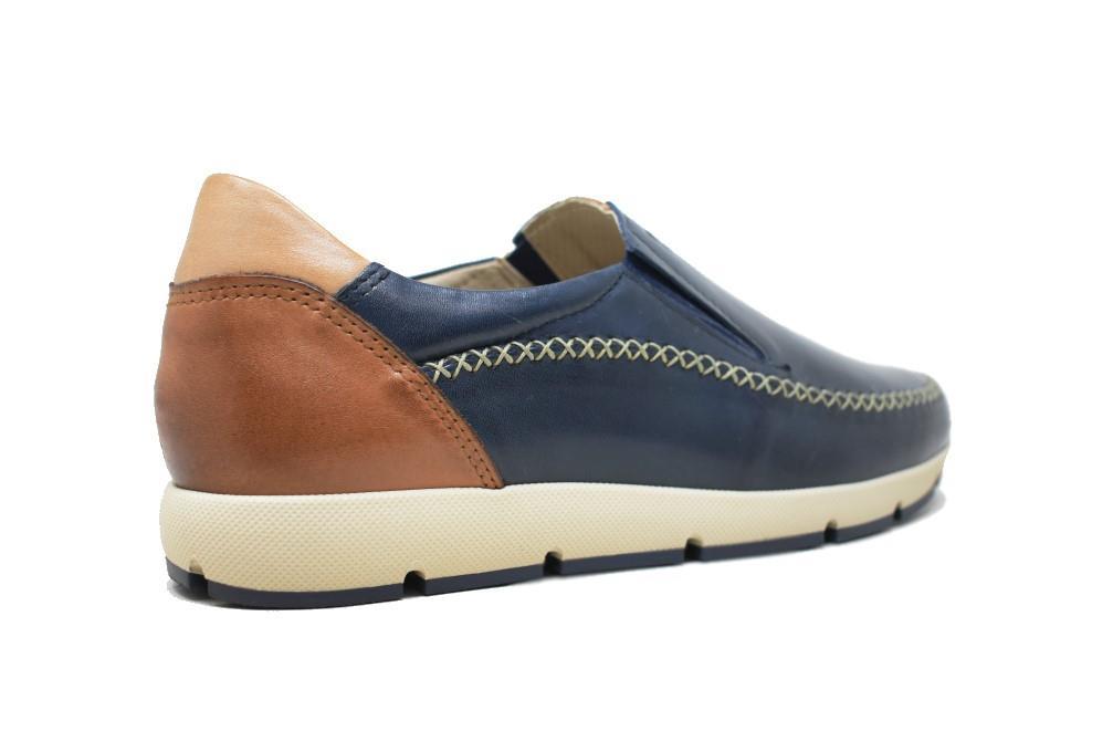 Mocasín Pitillos 4050 para hombre en color azul marino y cuero