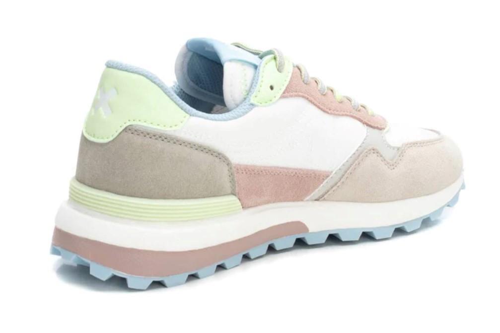 Zapatillas deportivas XTI 143663 en beige para mujer