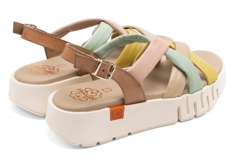 Sandalia de cuña de piel Porronet 3257 Daniela taupe multicolor con tiras y plataforma cómoda