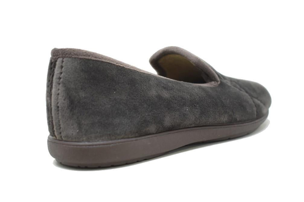 Zapatillas de casa cerradas X Patri 354 en marrón