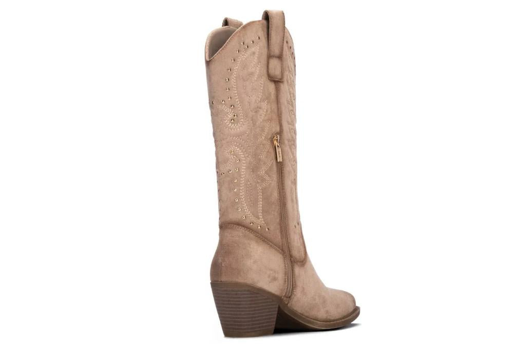 Botas cowboy XTI 146102 en beige para mujer