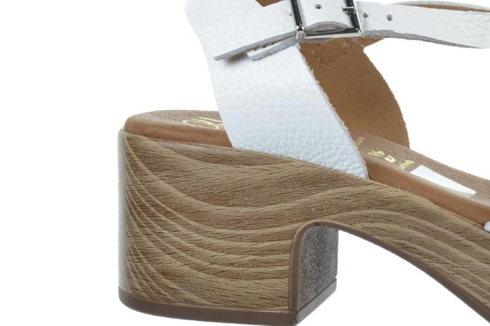 Sandalias con tacón Oh! My Sandals Pamela 5625 en blanco para mujer