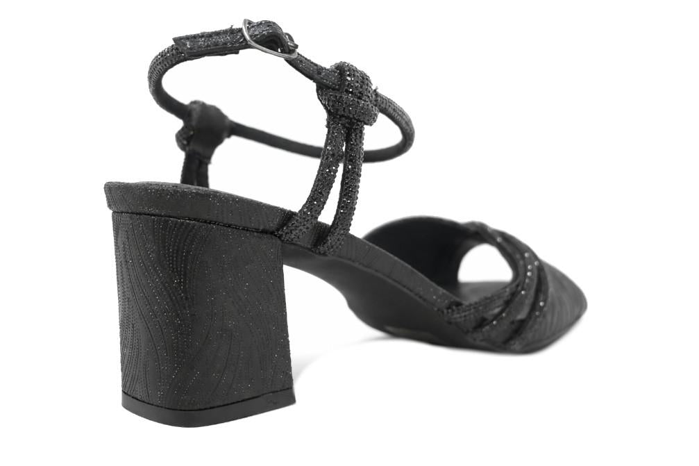 Sandalias de fiesta MENBUR AM71701 negras con pedrería para mujer