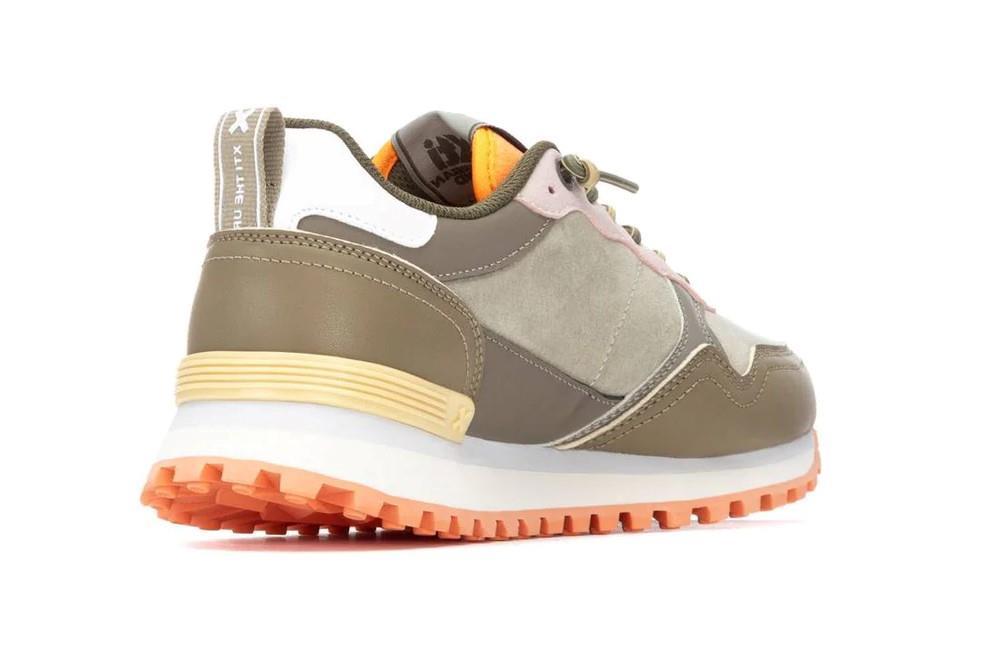 Zapatillas deportivas XTI en caqui