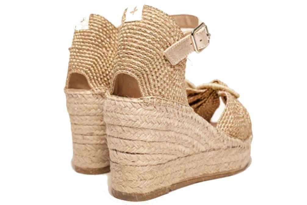 Alpargatas Alhamas Amapola 06900TL5A en color oro para mujer