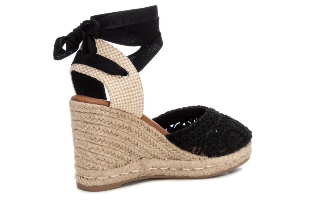 Alpargatas XTI 142336 en negro para mujer