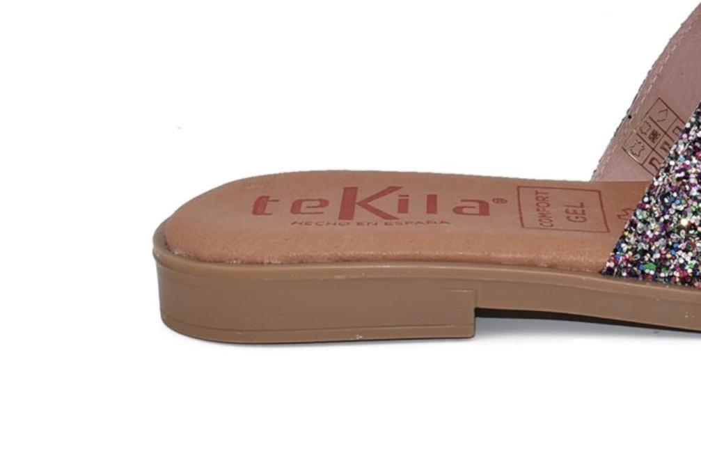 Sandalias planas de pala Tekila 141 en multicolor