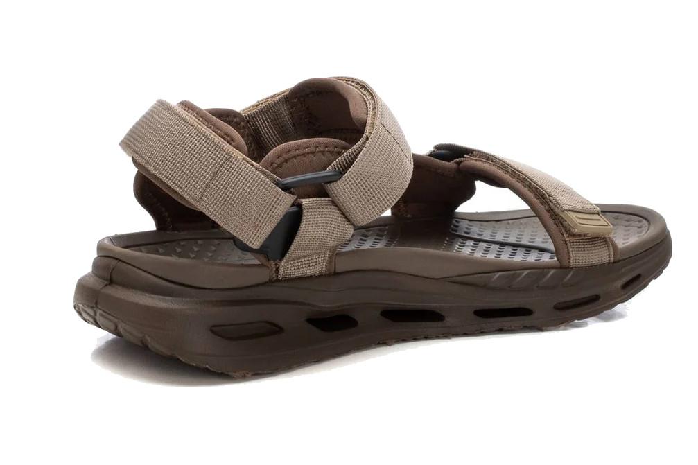 Sandalias deportivas XTI 144105 taupe para hombre | Sandalias cómodas y ligeras para verano