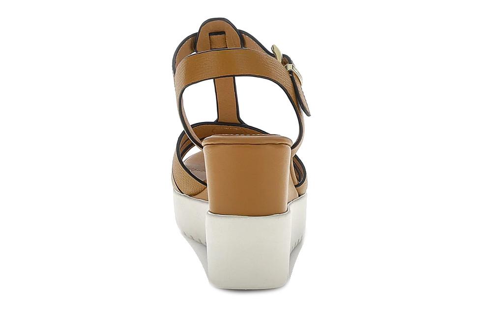 Sandalias con cuña Stonefly Ely 24 223698 en marrón claro de piel