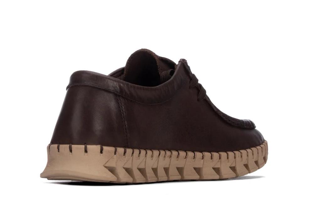 Zapatillas deportivas planas de piel para mujer Carmela 164393 marrones