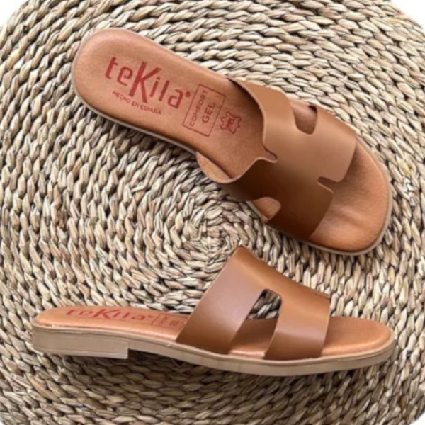 Sandalias planas Tekila 141 para mujer en cuero